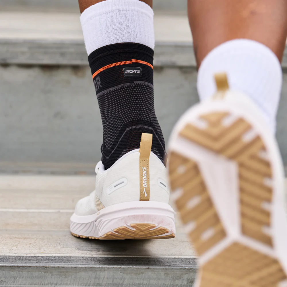 Compression Knit Ankle Sleeve with Gel Support - Image 4